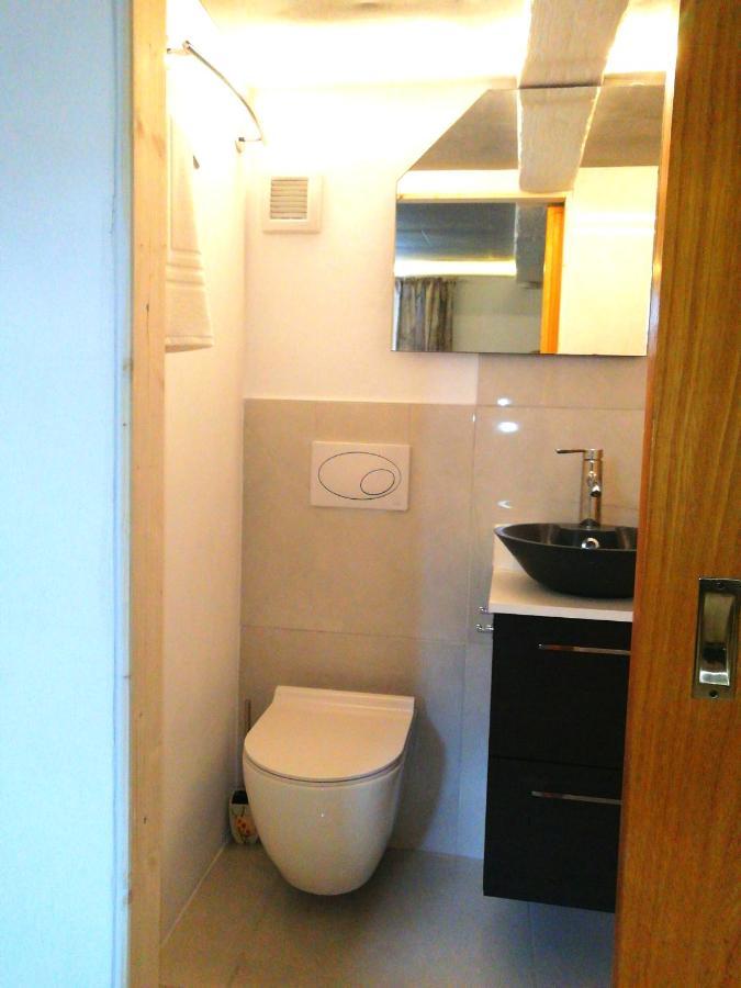 Kleines Studio Im Eichenwaeldchen, 1 Zimmer Kueche Bad Friedrichsgrun Exterior photo